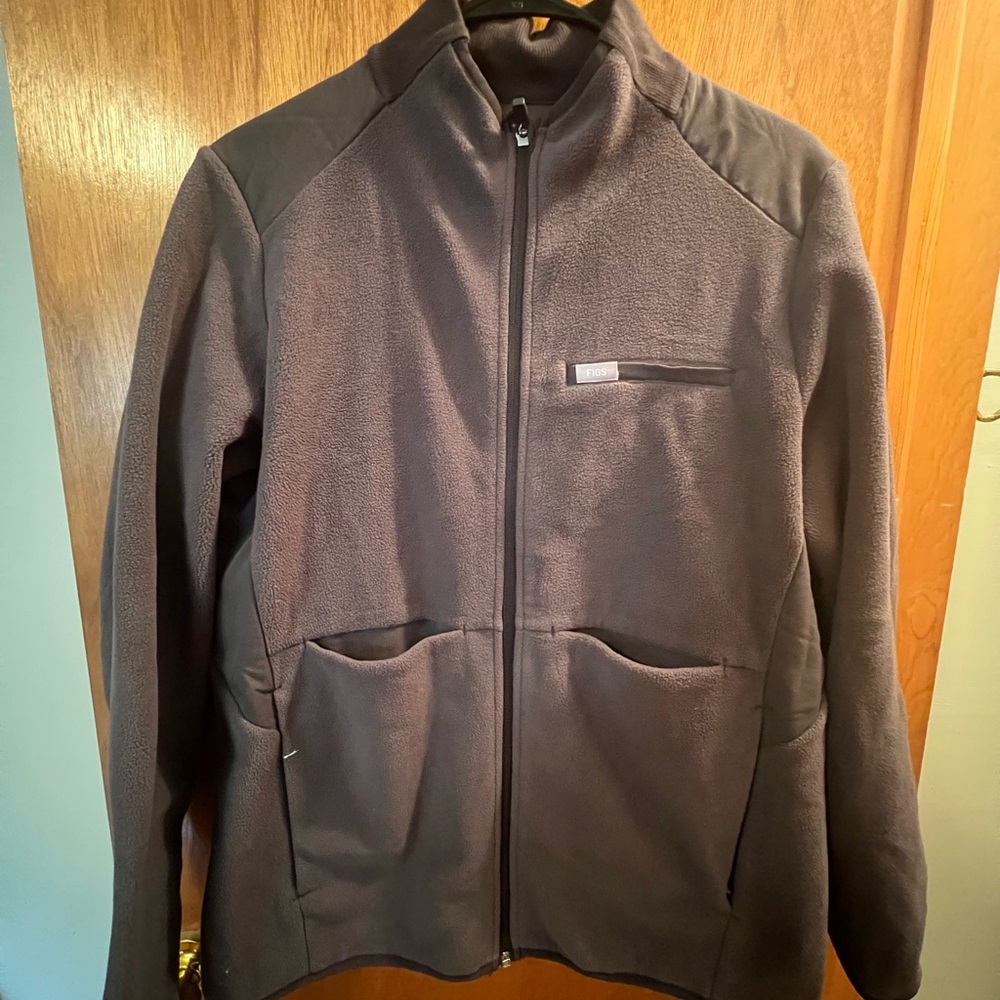 Figs Women’s Dark Gray/ Black Fleece Jacket